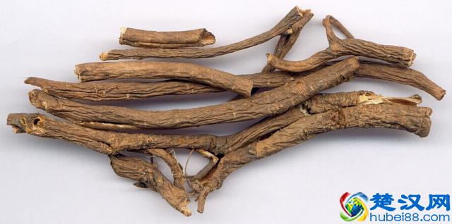 粽酒齐聚：端午喝什么酒最应景？