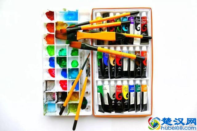 丙烯画：认识绘画工具纸笔，丙烯颜料和水粉纸