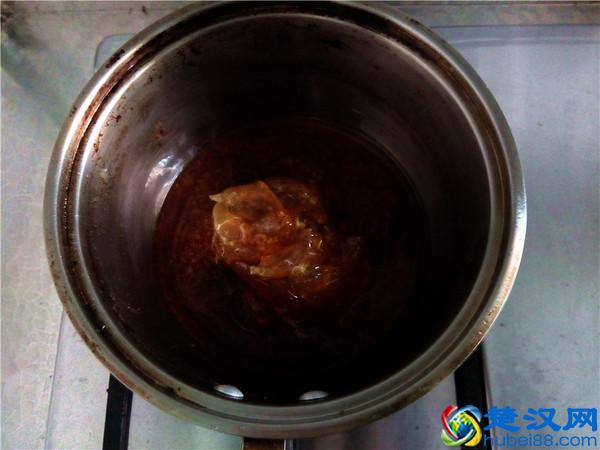 腊月二十三“吃麻糖，祭灶神”，咬1口香脆诱人，护发又补脑