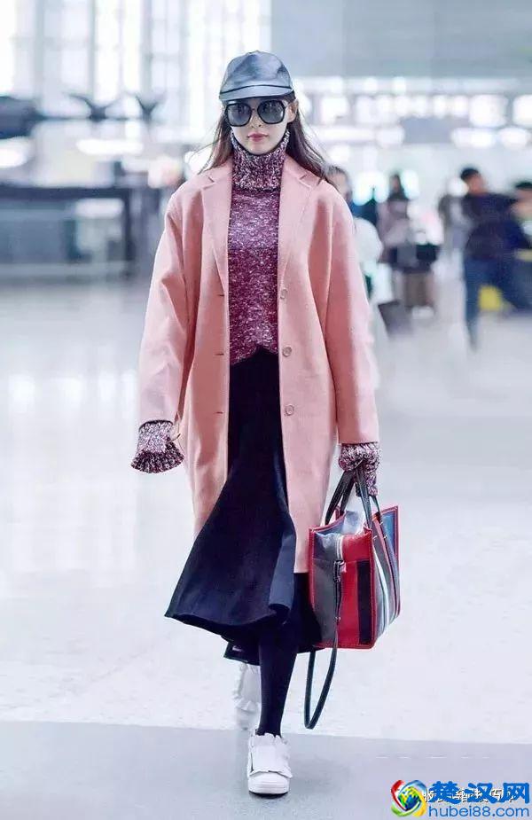 粉色和哪些颜色搭配更高级显少女感？