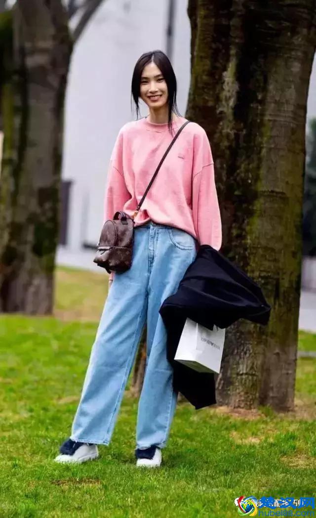 粉色和哪些颜色搭配更高级显少女感？