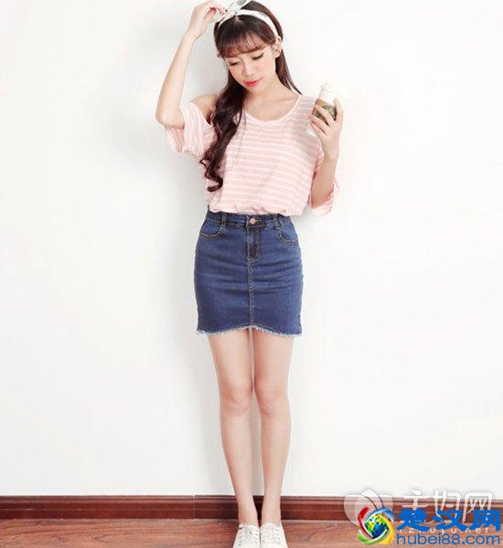 粉色衣服配什么颜色裙子好看 夏天粉色上衣搭配攻略