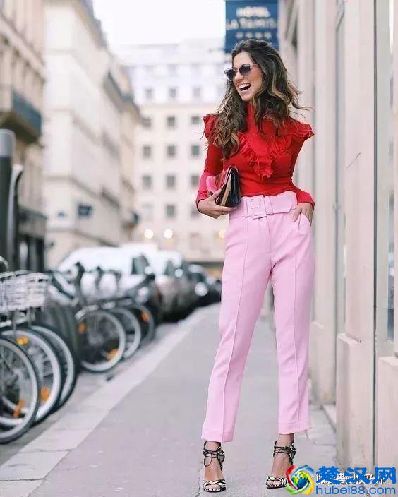 粉色和哪些颜色搭配更高级显少女感？