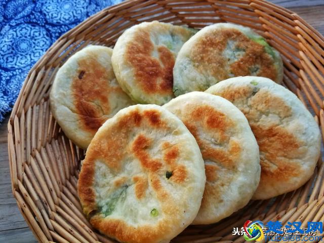 做馅儿饼我这样和面，松软好消化，凉了也不硬，做法还特别简单