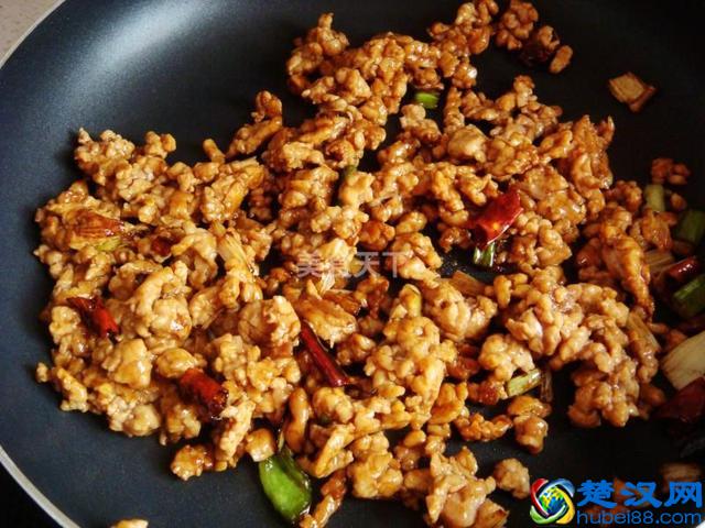 炸酱面怎么做好吃？炸酱面的家常做法，这么多款，你喜欢哪一种