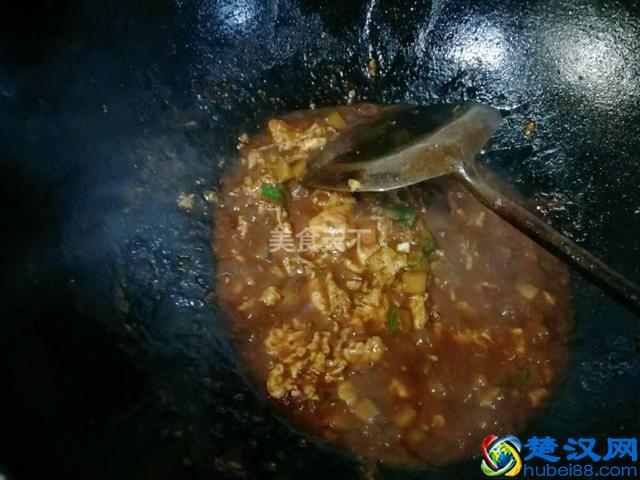 炸酱面怎么做好吃？炸酱面的家常做法，这么多款，你喜欢哪一种