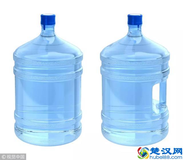 你每天在用的饮水机原来这么脏！学会这个方法，轻松喝到健康水