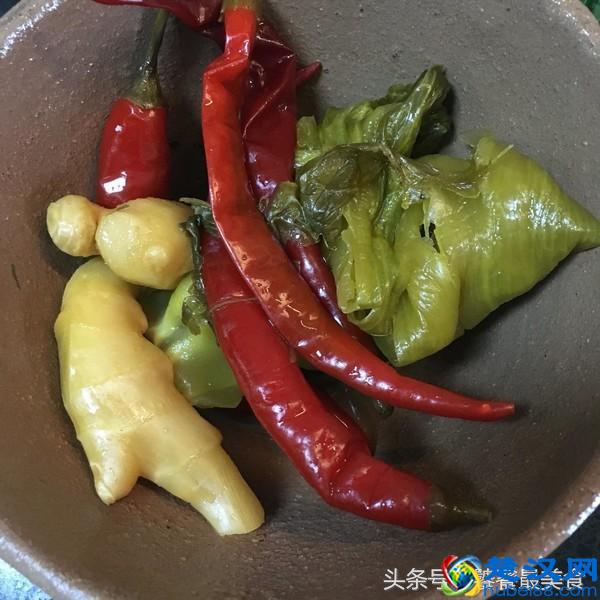 特色秘制烤脑花：朋友就凭这一道特色小吃，月入20000块钱！