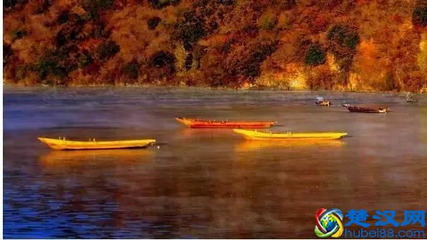 十月的泸沽湖，美轮美奂！