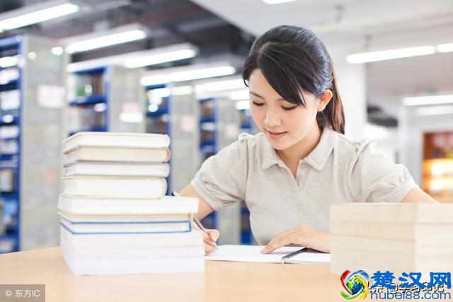 这5个专业最适合女生报考，容易就业，未来失业风险极小！
