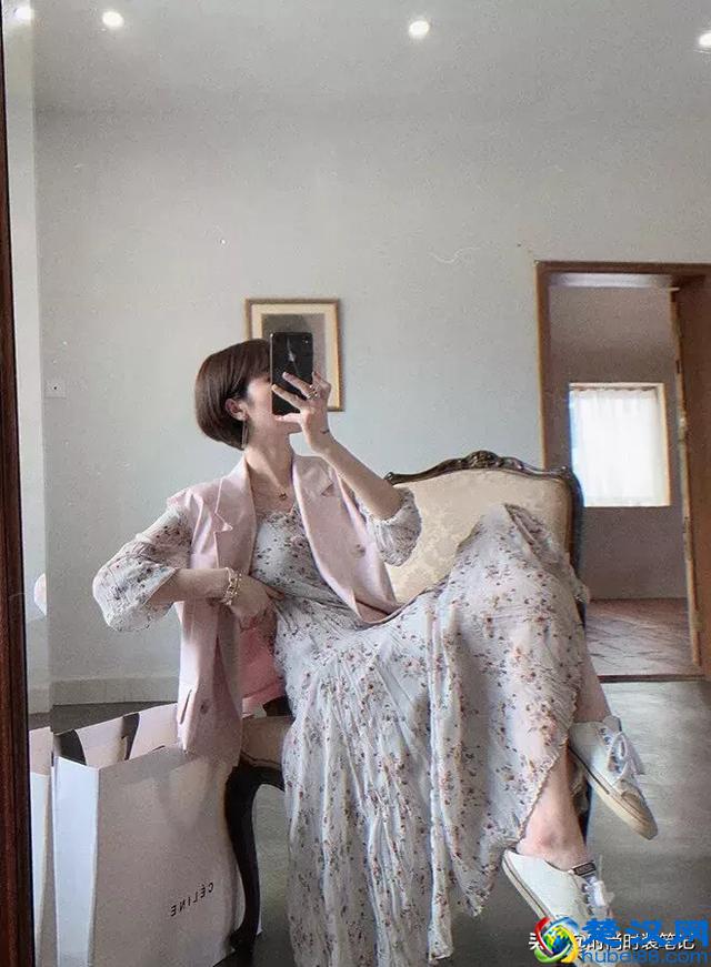 初夏想要显瘦保暖就穿“西装马甲”，简直又酷又少女！我超喜欢！