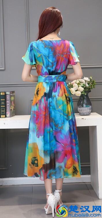 去海边旅游穿什么衣服，2019女生海边旅游穿衣指南沙滩裙