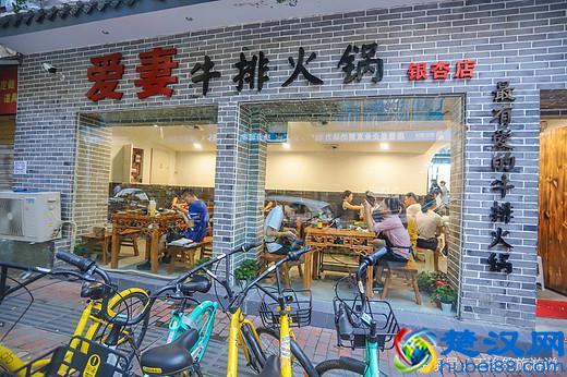 成都武侯祠门票尽管很贵，景区尽管很坑，但为什么游客还愿意去玩