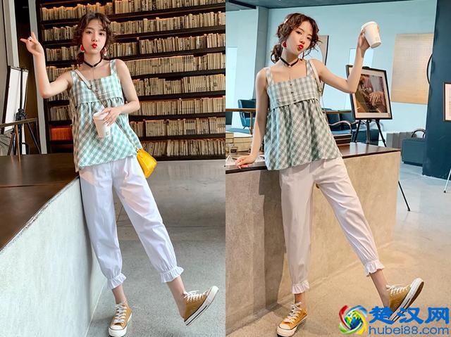 圆脸脖子短的女生，多穿这几款衣服，特别第1个，太显脸小了