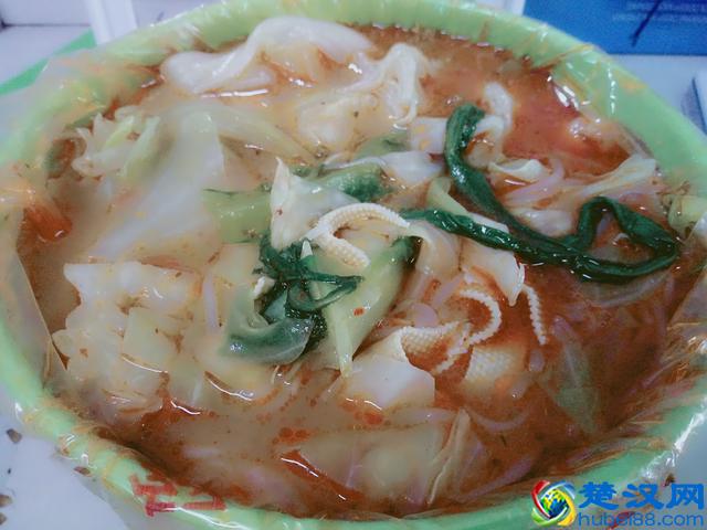 爱吃麻辣烫的人看过来了，传说中的地方才有的麻辣烫