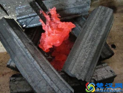 做烧烤，怎么快速点燃炭，选用什么炭，这里有技巧