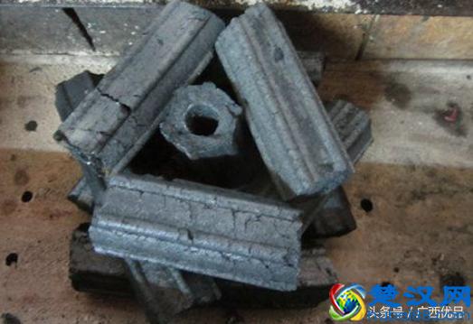 做烧烤，怎么快速点燃炭，选用什么炭，这里有技巧