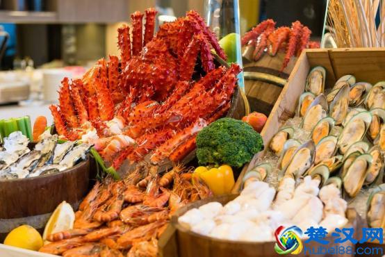 自助餐虽然合适，但这四样食物，大家最好不要取