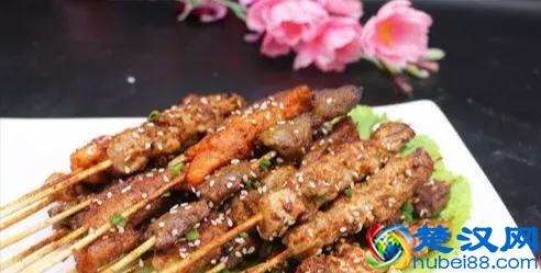 只有一万块，做什么小吃最赚钱？