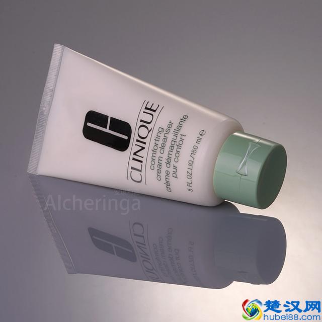 毛孔粗大丨教你如何快速有效缩小毛孔！