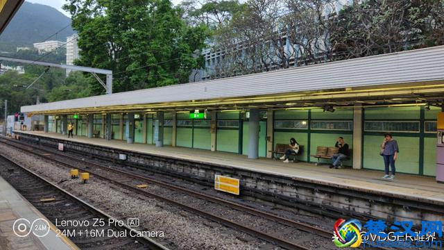 联想Z5 Pro体验评测：目前最便宜的滑屏手机，值不值得买？