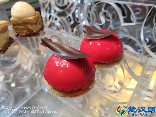 联想Z5 Pro体验评测：目前最便宜的滑屏手机，值不值得买？