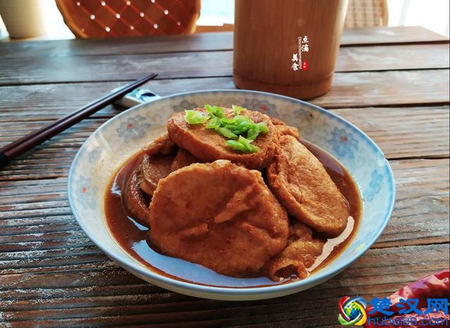 红烧素鸡很多人都会烧，注意要先这样处理，烧出来的素鸡更好吃