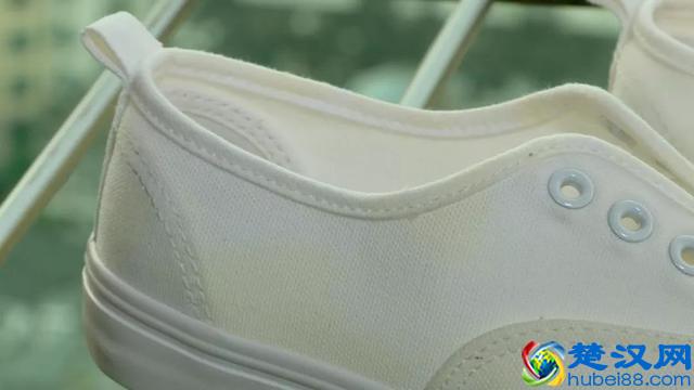 小白鞋越洗越黄？那是因为你没做这件事