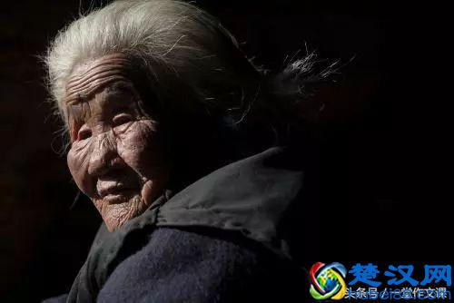 记叙文不知道写什么？六个“一”教你如何给记叙文选材