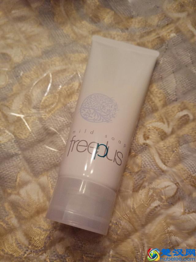 洗面奶哪个牌子好？六款洗面奶的优点与缺点比较