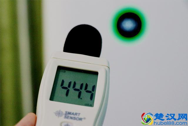 小米米家空气净化器MAX深度体验：你家屋子太小，我都懒得转！