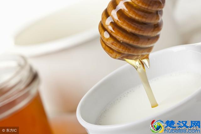 蜂蜜有什么营养价值？经常喝一杯蜂蜜水，6大好处跑不了