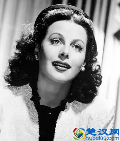 贝尔发明了电话，但是谁发明手机？哪位电影女明星发明了CDMA？