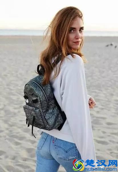 从大牌到平价款，这12个双肩包品牌好看又能装