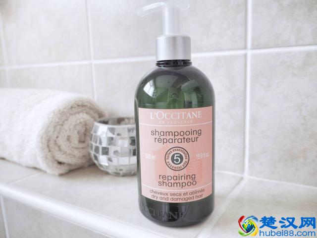 大油头真人实测8款网红洗发水，这几款洗完头发真的几天都不会油