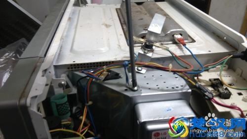 教你轻松解决微波炉不能加热的故障