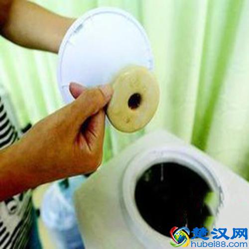 饮水机居然这么脏！老保姆教你实用清洗小妙招，不再喝“毒水”