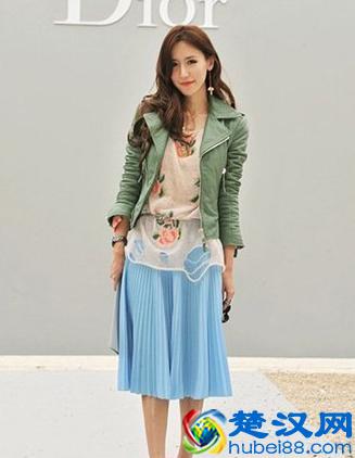 蓝色配什么颜色好看？搭配这些颜色才是蓝色的打开方式