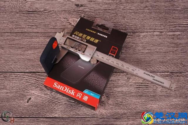 抛弃U盘和机械移动硬盘吧，移动固态硬盘才是以后的主流