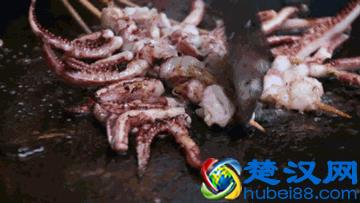 10000元能做哪些小吃生意？适合一个人做摆摊小吃有哪些？