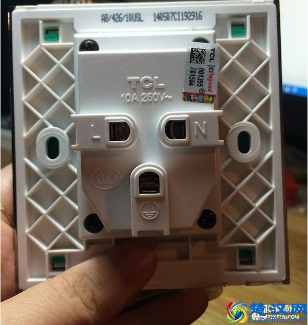 开关插座什么牌子好？一篇神文