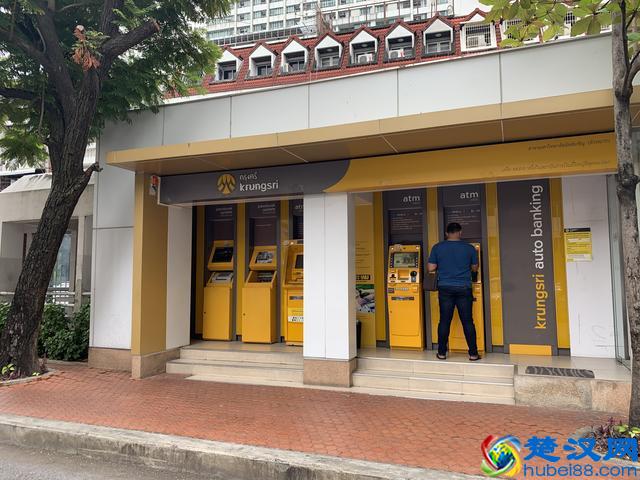 易三仓大学在曼谷哪里