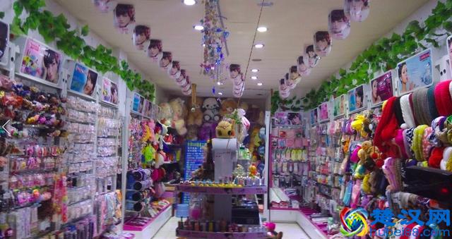 农村火爆小本生意十元店，成本高不高？想开一个要注意些什么