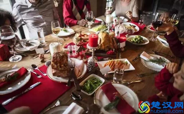 开饭店开在这10个地方，必亏！看完这篇能省下50万！