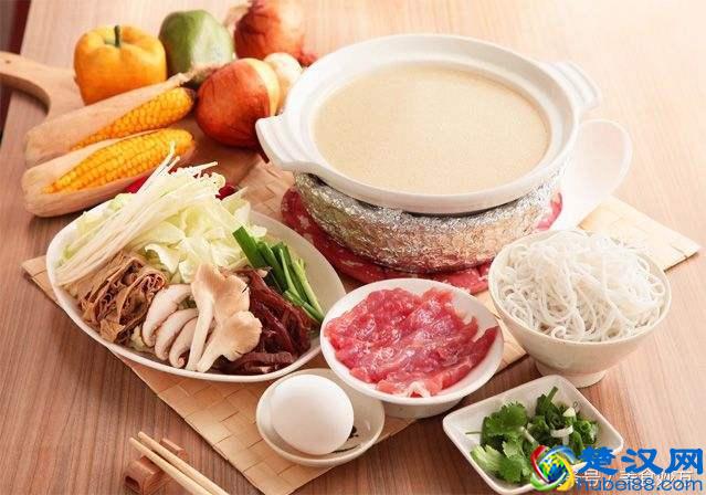 正宗过桥米线配方加制作方法，就这600个个字让我赚了60万