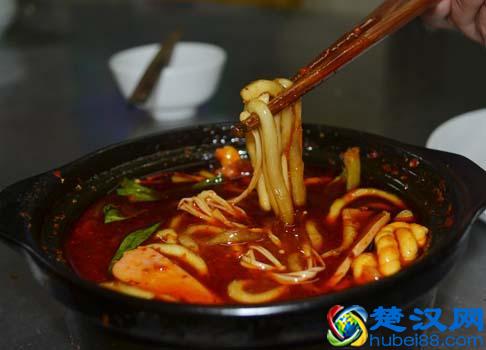 夏天想摆摊卖小吃，选什么好