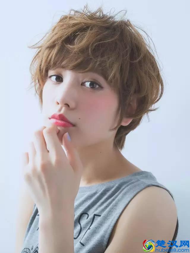 整理了一些好看的女生短发，顺便告诉你如何打理！