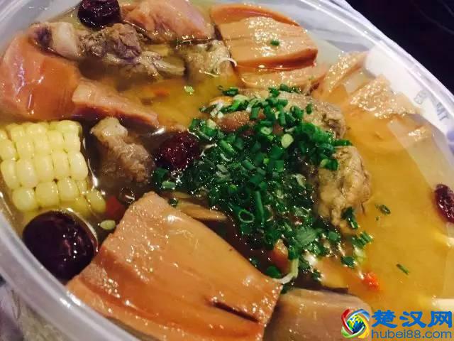 到处吃 | 藕然间发现一家好吃的养生排骨藕汤