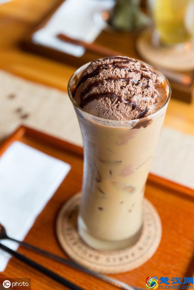 这些品种的奶茶，大家都喝过，网友：原来我只喝过台式原味奶茶