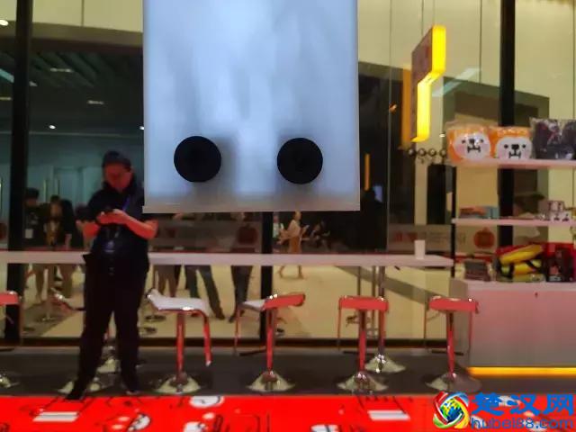 “阿里无人超市！为啥我进不去！”“你用的是老公的淘宝号啊”